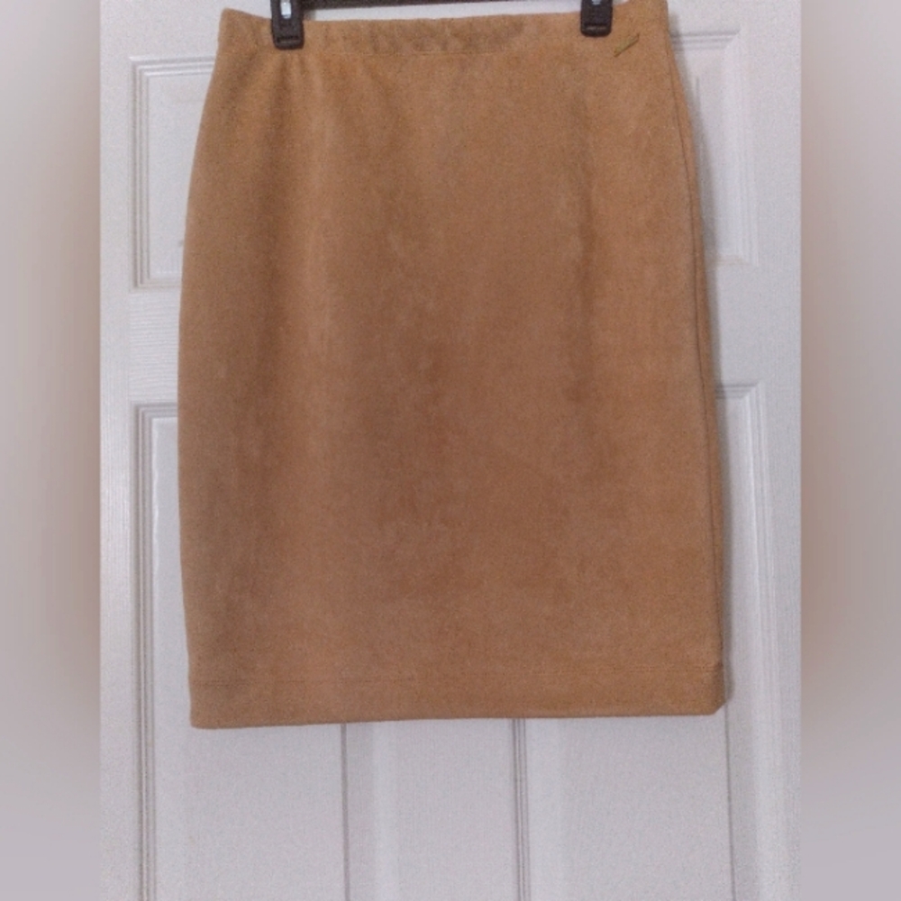 Tahari Faux Suede Skirt Office Date Night Event Travel Academia, Y2K